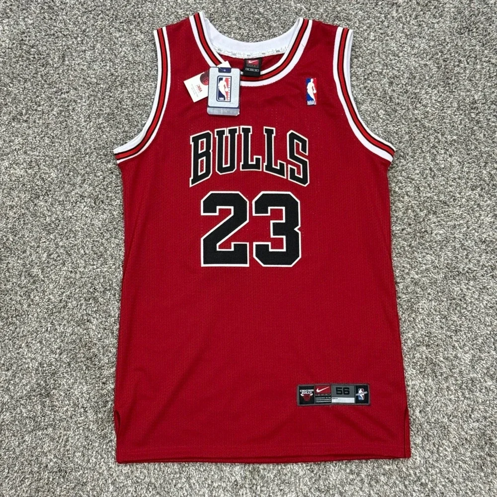 Nike 21x33 fits